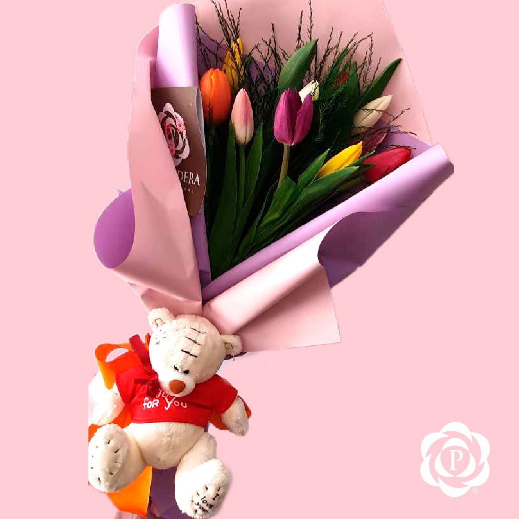 RAMO DE 12 TULIPANES Y PELUCHE OSITO